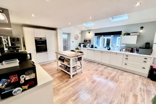 62 Westbury Lane, Newport Pagnell photo 4