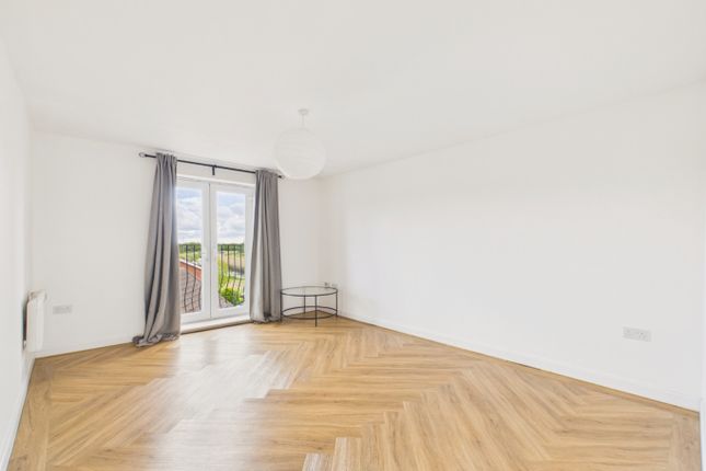 Apartment 8, 42 Dovestone Way, Hull photo 2