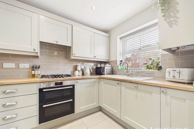 4, Finch Drive, Thetford photo 4