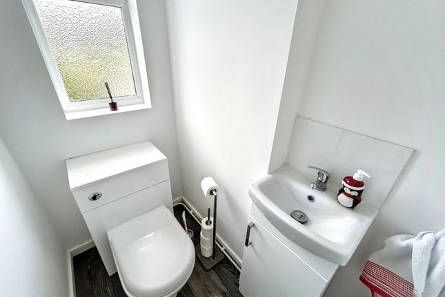 58, Bryans Leap, Newcastle upon Tyne photo 3