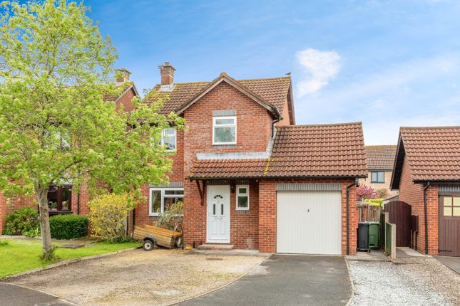 Thumbnail Detached house for sale in Bentley Road, Worle, Weston Super Mare, Avon