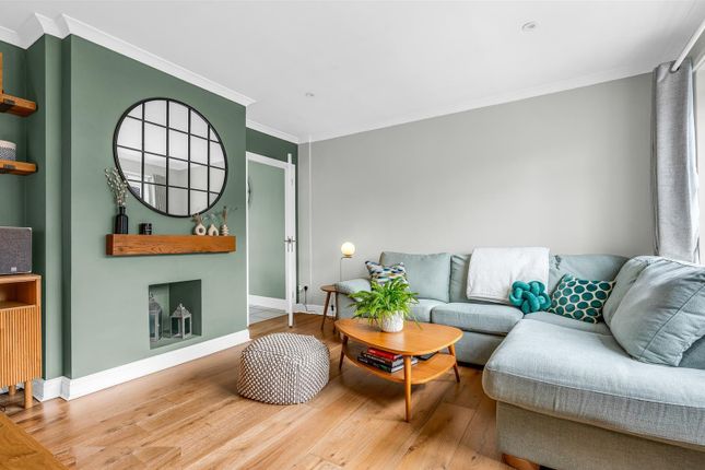 69, Cromwell Road, Ware photo 3