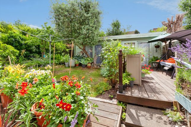42, Courtlands, Berkshire photo 4