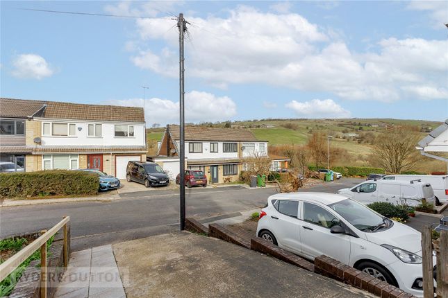 16, Seven Acres, Saddleworth photo 2
