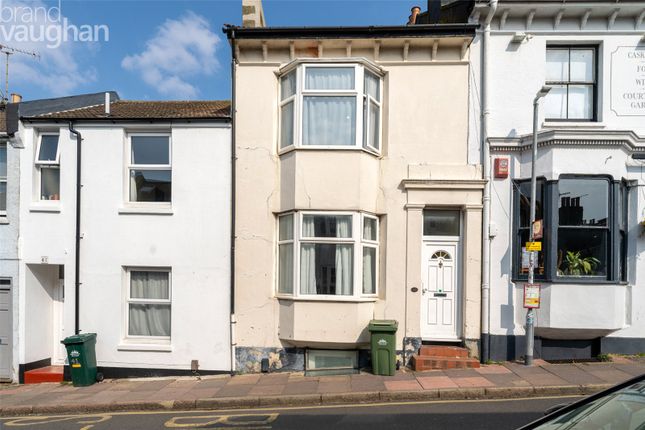 Terraced house to rent in Southover Street, Brighton