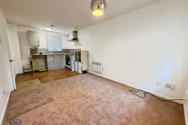 12, Maryfield Walk, Stoke On Trent photo 2