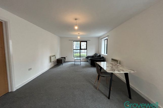 35 Agate Mews, Salford photo 4