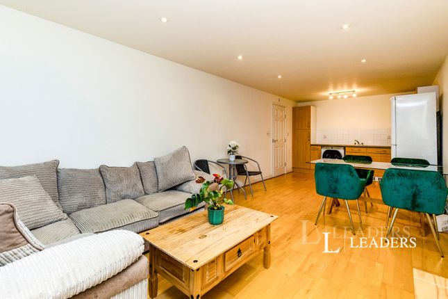 Flat 316, The Forum, Horsham photo 5