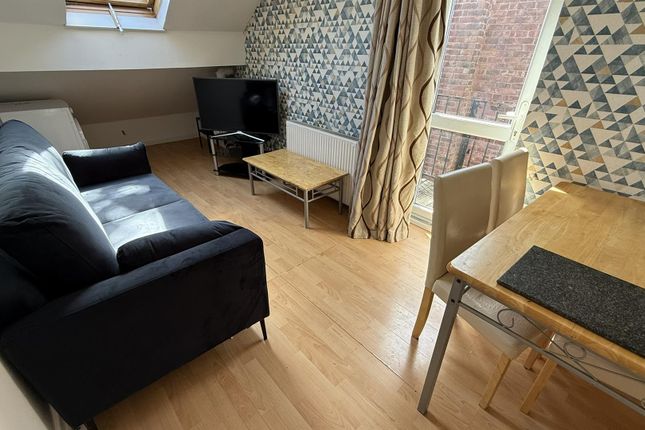 FLAT 7, 30, Moorfield Road, Manchester photo 3