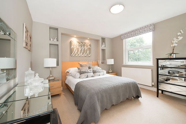 Flat to rent in St. Johns Wood Park, London