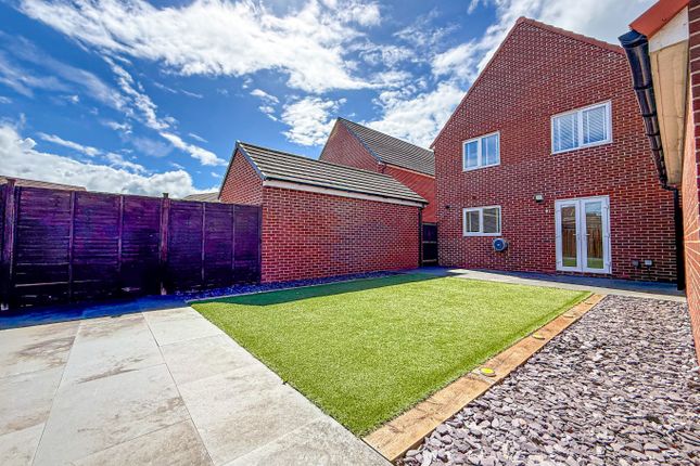 14 Majestic Road, Bridgwater, Somerset photo 2