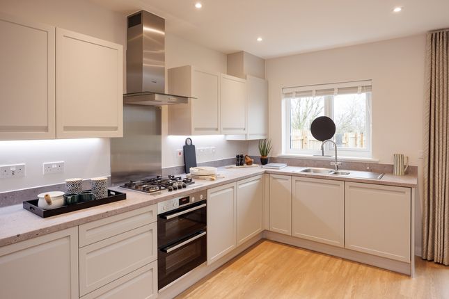 106, Hollingworth Road, Littleborough photo 3