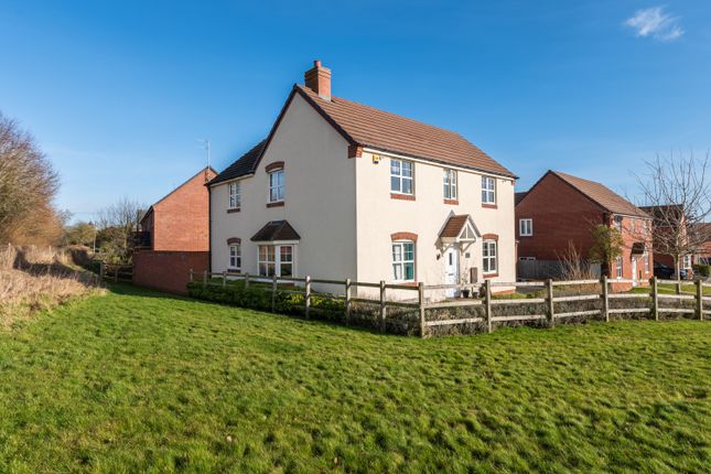 Detached house for sale in Chapple Hyam Avenue, Bishops Itchington, Southam, Warwickshire