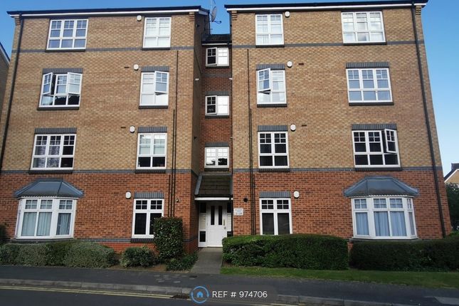 2 bed flat to rent in Beckets View NN1, Northampton,