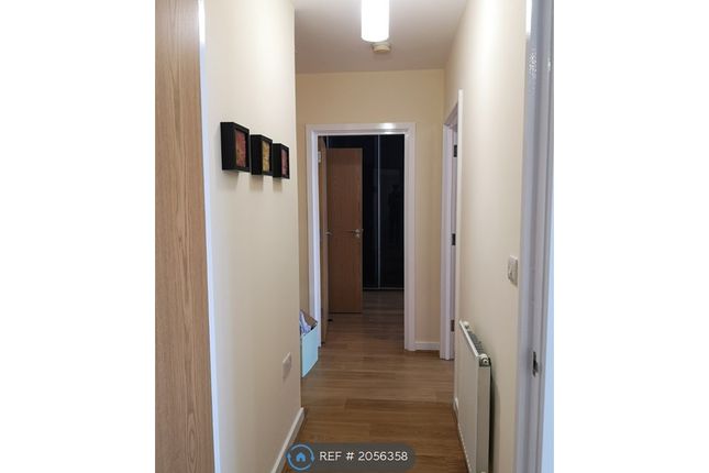 Flat to rent in Academy Place, Isleworth