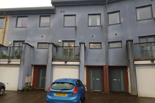 Thumbnail Town house to rent in St. Christophers Court, Swansea