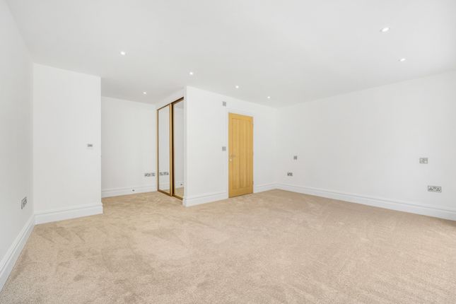 6 Bowlers Court (North Hykeham)-41