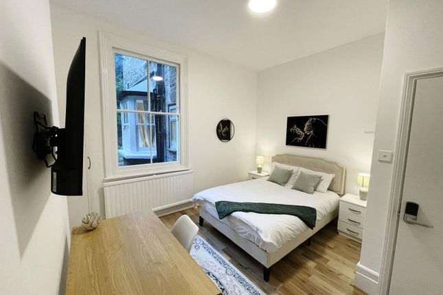 West End Lane, London NW6 photo 4