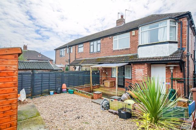 Terraced house for sale in Gledhow Park Avenue, Leeds