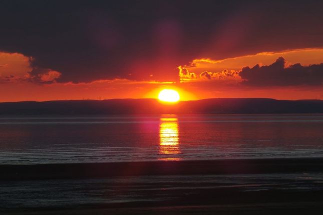 Skyfall, 73, Beach Road, Weston-super-Mare, North Somerset photo 3