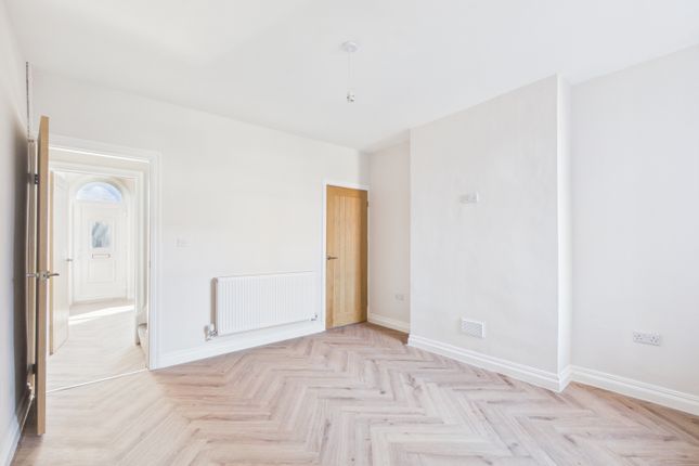 13, Kirkwhite Avenue Long Eaton, Nottingham photo 4