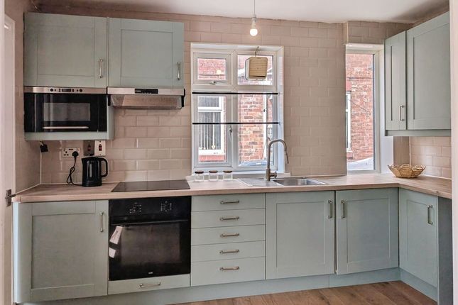35, Clifton Road, Newcastle Upon Tyne photo 4