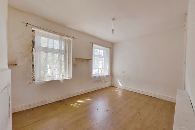 2, Montague Road, Tottenham Hale photo 2
