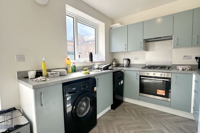 5, Jan Wilson Way, Sheffield photo 3