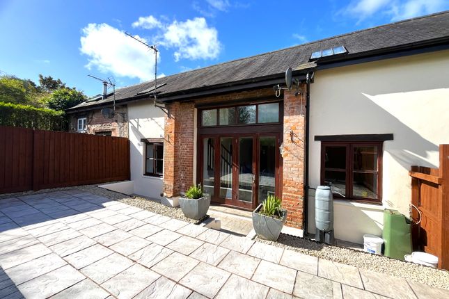 Barn conversion to rent in Village Way, Aylesbeare, Exeter
