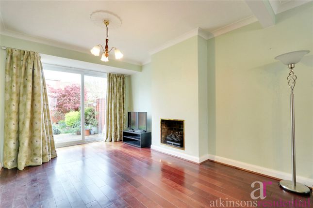 25, Herrongate Close, Middlesex photo 2