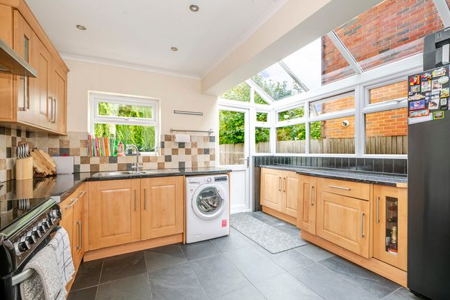 23, Vernon Road, Uckfield photo 3