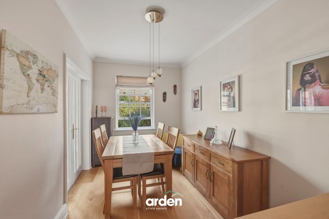 4 Amphlett Court Galton Way, Droitwich photo 4