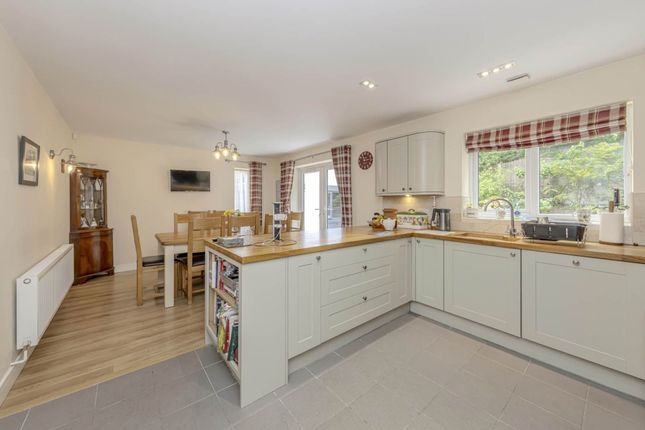 3 Farm View, Stoke-On-Trent photo 4