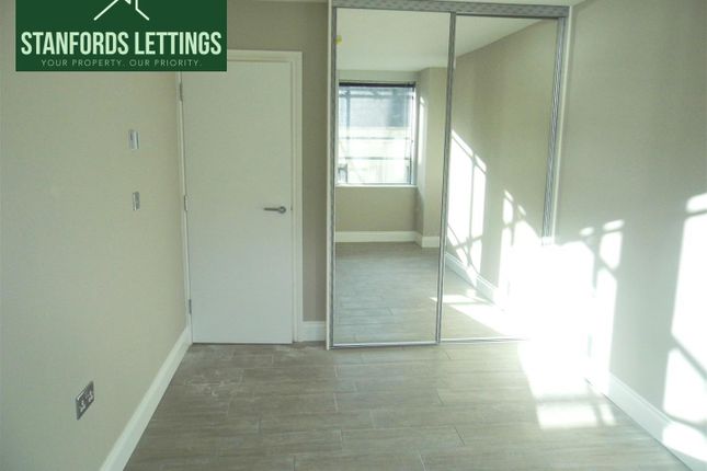 Flat 17, Green Diamond, Bartholomew Square, Brighton photo 4