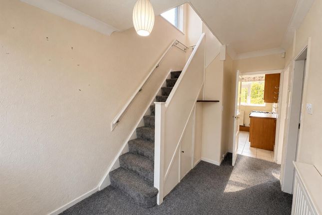 84, Russell Avenue, Nottingham photo 2