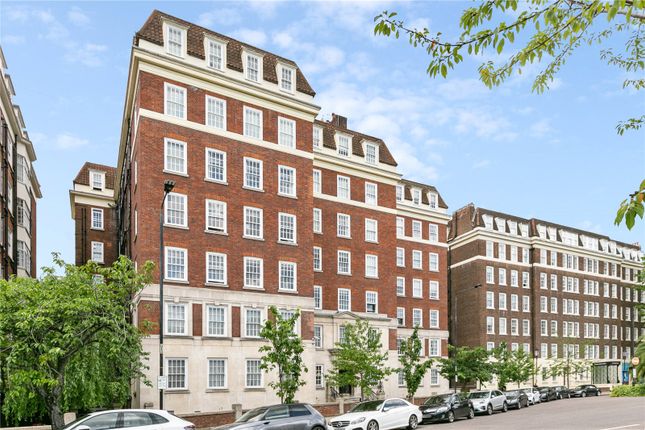 Flat for sale in St. Mary Abbots Court, Warwick Gardens