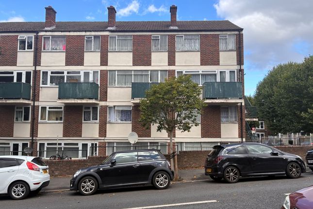 3-bed flat on Flat 9 Jerningham Court, Ommaney Road, London, SE14 5NU, £273,000