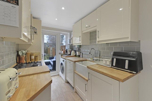 Thumbnail End terrace house for sale in Mount Avenue, Yalding, Maidstone