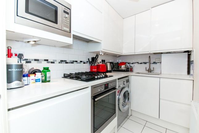 Flat to rent in Fortune Green Road, West Hampstead