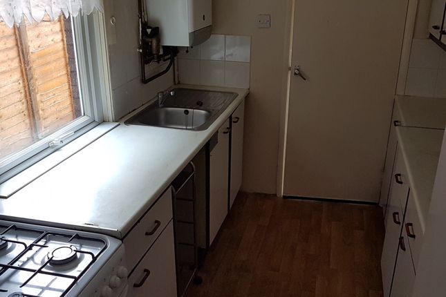 Saxon Road, Luton photo 2