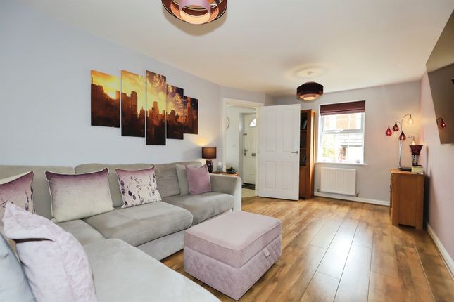 42, Betjeman Way, Kidderminster photo 4