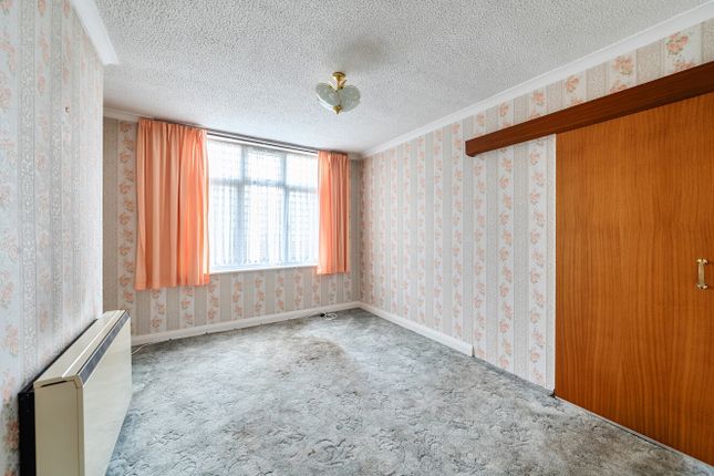 17, Bigthan Road, Bedfordshire photo 3