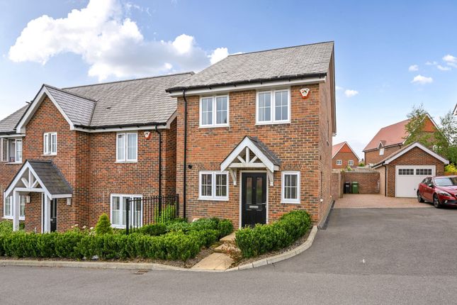 2-bed detached on 4 Burton Lane, Crowborough, £390,000