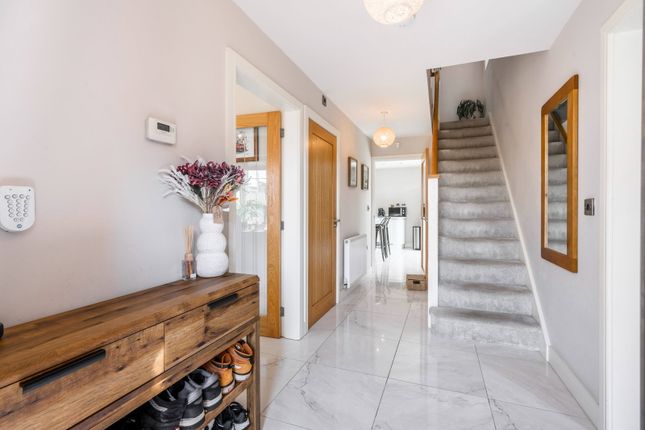 18, Beaumont Close, Great Wyrley photo 4