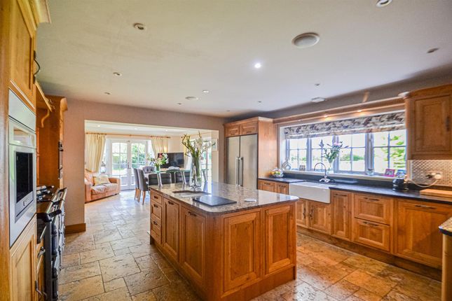 Cross Farm, Stretton Road, Warrington photo 4