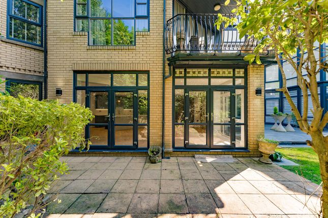 Flat for sale in The Springs, Bowdon, Altrincham