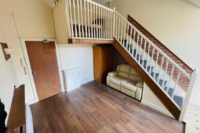 Flat to rent in Church Street, Gornal Wood, Dudley