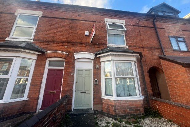 Terraced house to rent in Luton Road, Birmingham