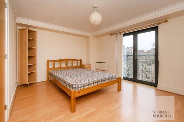 Flat for sale in Rouen Road, Norwich, Norfolk