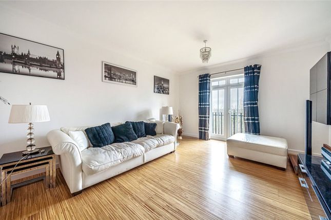 Flat 25 The Manor, Regents Drive, Woodford Green photo 3